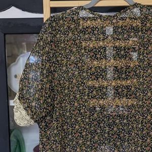 M Fun&Flirt Sheer cardigan/kimono with a floral design and white lace trim
